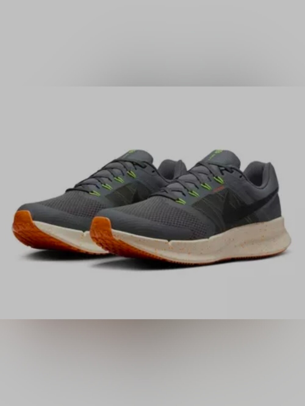 NEW - Men's Nike Run Swift 3 Running Sneakers (Size 11)